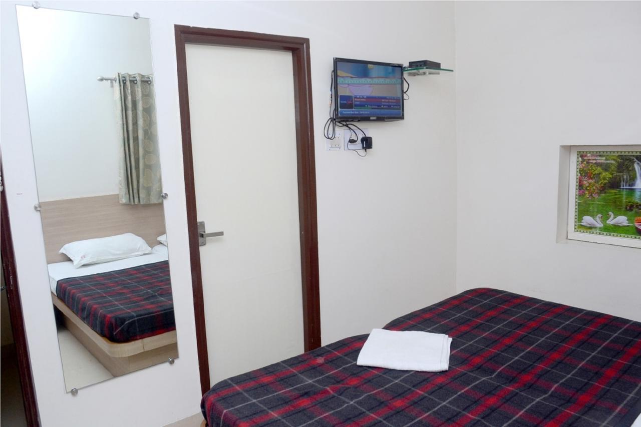 Hotel Kuber 나그푸르 외부 사진